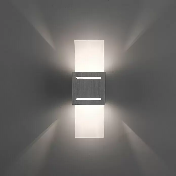 Paul Neuhaus Wandleuchte Orma - L x B x H: 12,6 x 10 x 30 cm, Aluminium, G9 - Stimmungsaufnahme