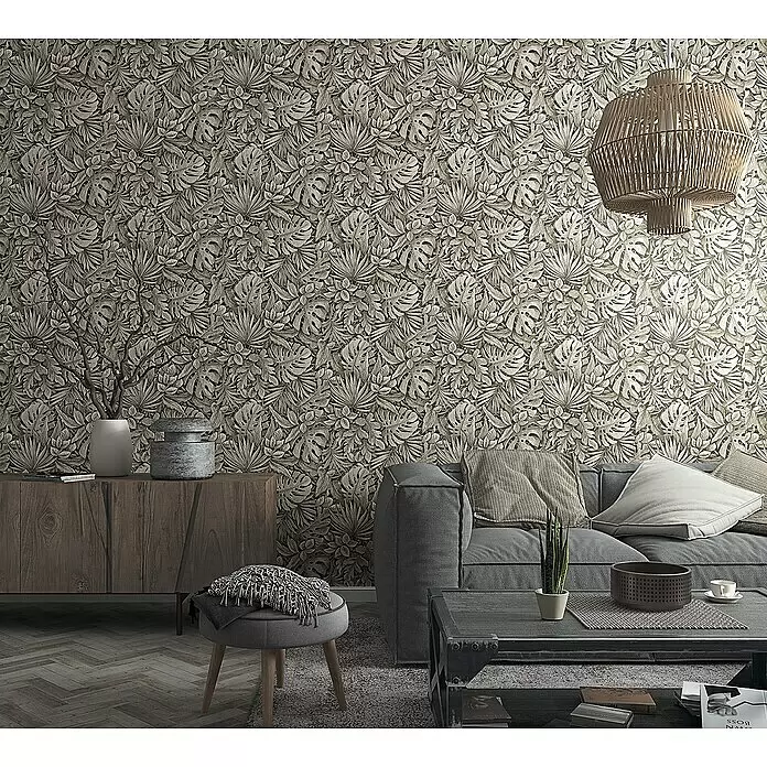 Marburg Botanica Vliestapete - Braun, Floral, 10,05 x 0,53 m - Strukturierte Tapete mit tropischem Blattmuster in erdigen Beige- und Grautönen, an einer Wohnzimmerwand.