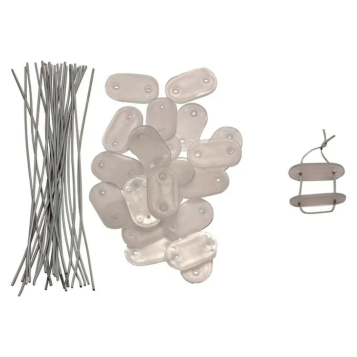 Befestigungs-Set - 26 Stk., Kunststoff, Transparent - Auf diesem Bild sind Drähte, ovale Kunststoffteile und eine Halterung aus Draht zu sehen.