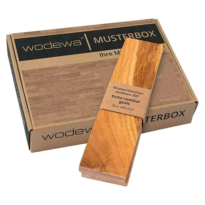 Wodewa Echtholzriemchenmuster 200 Eiche rustikal - 200 x 50 x 2 mm, UV-geölt, 6 Stk. - Ein Musterbox-Set von Wodewa mit rustikalen Eiche-Holzmustern. Ideal zur Auswahl von Wandverkleidungen.