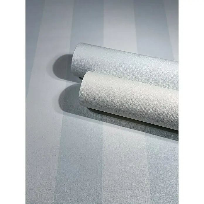 Marburg Kids' Walls Vliestapete - Weiß/Blau, Streifen, 10,05 x 0,53 m - Zwei Rollen stilvolle Tapeten in neutralen Farben mit subtilen Streifen liegen übereinander und versprechen ein elegantes Wanddesign.