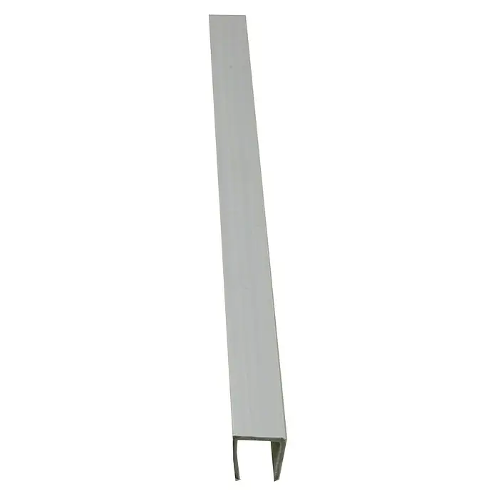 Sichtschutz-Abdeck-U-Profil - Silber, 150 cm - Das Bild zeigt ein Detail eines U-förmigen Aluminiumprofils in Silber, das für vielfältige Anwendungen im Bau- und Möbelbereich geeignet ist.