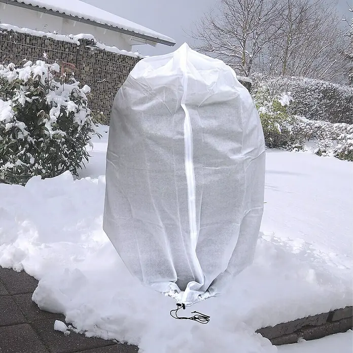 Floraworld Comfort Haubenvlies - B x H: 1,3 x 1,6 m, Geeignet für: Überwinterung - Die Pflanzenschutzhaube schützt zuverlässig Pflanzen im Winter vor Frost und Schnee. Die Haube ist mit einem Reißverschluss ausgestattet.
