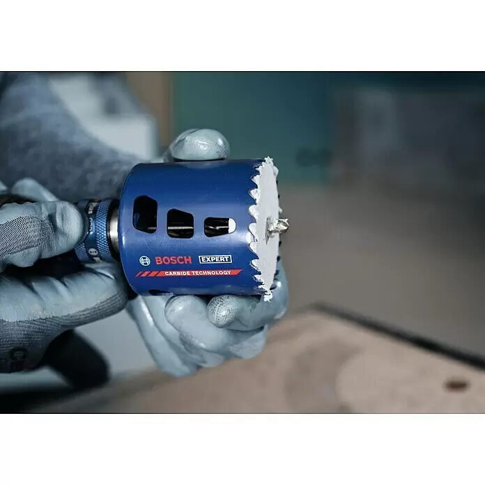 Bosch Professional Expert Bohrkrone Tough Material - Durchmesser Bohrer: 51 mm, 1 Stk. - Anwendungsbeispiel