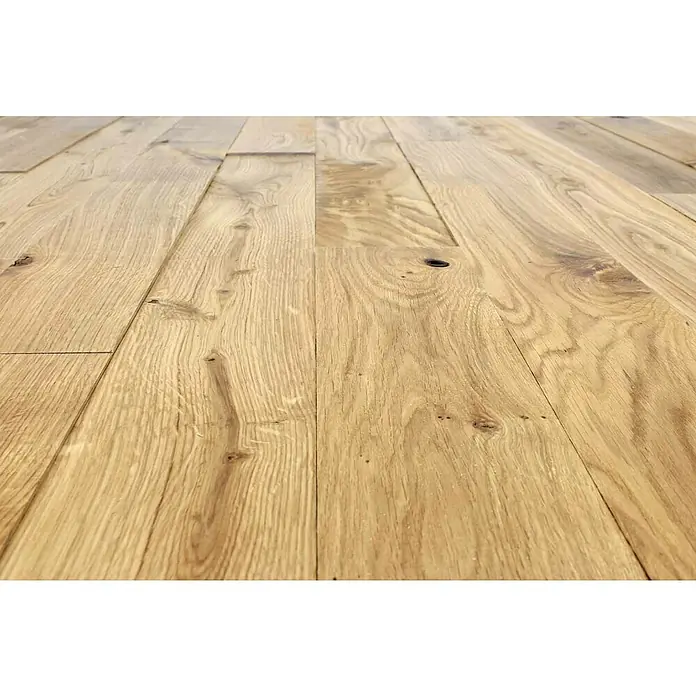 Wodewa Holzriemchen 1000 Eiche rustikal - 1.000 x 100 mm, Stärke: 3 mm - 6 mm, Selbsklebend, UV-geölt - Nahaufnahme von hellem Hartholzboden, der die natürliche Maserung und Textur des Holzes hervorhebt. Ideal für Innenarchitekturprojekte.