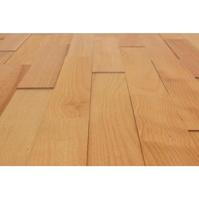Wodewa Holzriemchen 400 Buche Select - 400 x 80 mm, Stärke: 2 mm - 6 mm, 32 Stk., 1 m², Selbsklebend - Nahaufnahme von einem Holzboden, der aus hellbraunen Brettern besteht und ein schlichtes, elegantes Design aufweist.