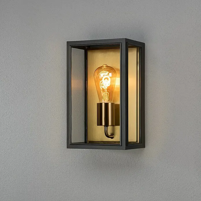 Konstsmide Außenwandleuchte Carpi - 60 W, 13,5 x 18 x 30 cm, Schwarz, Gold, IP44 - Wandleuchte mit Edison-Glühbirne und schwarzem Metallrahmen, die ein warmes, einladendes Licht ausstrahlt.