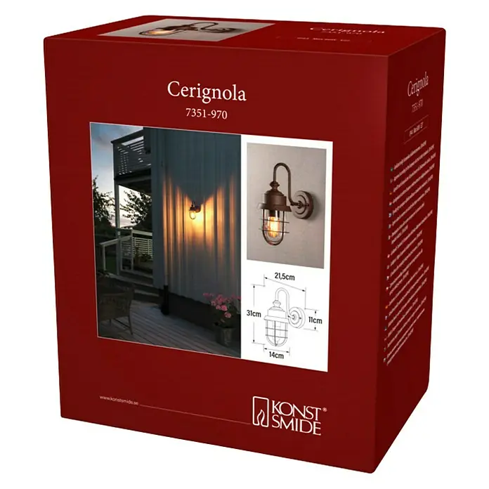 Konstsmide Außenwandleuchte Cerignola - 60 W, 31 x 14 x 21,5 cm, Rost, IP44 - Bild einer Cerignola 7351-970 Wandleuchte in einer Produktverpackung, die ihre Details und ihr Einsatzszenario zeigt.