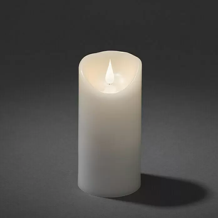Konstsmide LED-Echtwachskerze - Ø x H: 7,5 x 15,5 cm, Weiß - Stimmungsaufnahme