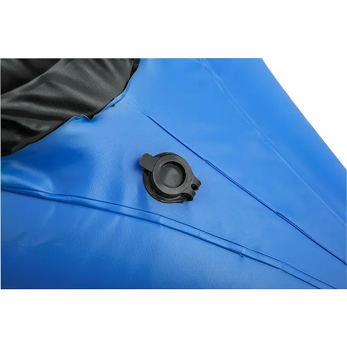 Bestway Hydro Force Kayak Cove Champion - Plástico, Azul/Naranja/Blanco - Primer plano de un producto inflable azul con una válvula negra, ideal para camping o actividades al aire libre.