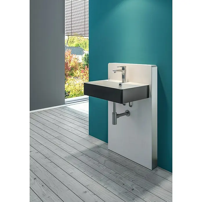 Camargue Sanitärmodul für Waschtisch - L x B x H: 10,5 x 66,8 x 110 cm, Glasverkleidung, Weiß - Elegantes Badezimmerwaschbecken mit schwarzer Ablage und weißen Unterschrank für ein modernes Ambiente.