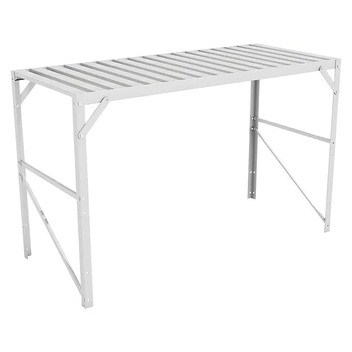 Vitavia Gewächshaus Zeus 8100 Plus - Außenmaß inkl. Dachüberstand (B x T): 256 x 314 cm, 16 mm, Aluminium - Metallgerüsttisch mit weißen Streben und einer stabilen, rechteckigen Oberseite für vielseitige Verwendung.