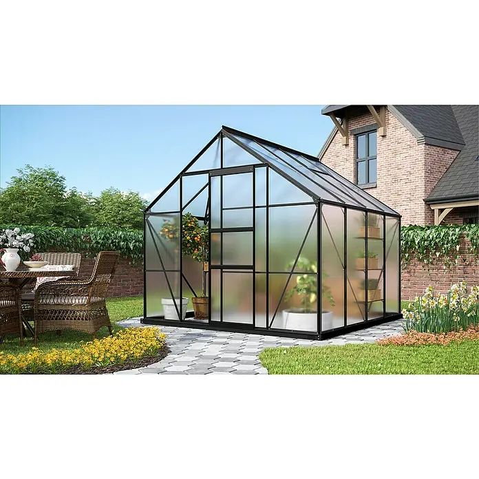 Vitavia Gewächshaus Merkur 6700 - Außenmaß inkl. Dachüberstand (B x T): 257 x 258 cm, 6 mm, Schwarz - Eine Nahaufnahme eines Gewächshauses im Freien, das Pflanzen enthält und sich ideal für Gartenliebhaber eignet.