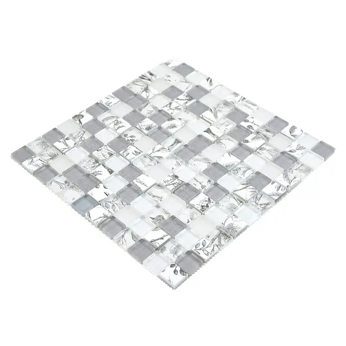 Mosaikfliese Quadrat Crystal XCM JT12 - 29,8 x 29,8 cm, Grau, Glänzend - Quadratisches Mosaikfliesenmuster mit weißen, grauen und blumengemusterten Fliesen, ideal für stilvolle Wand- und Bodenakzente.