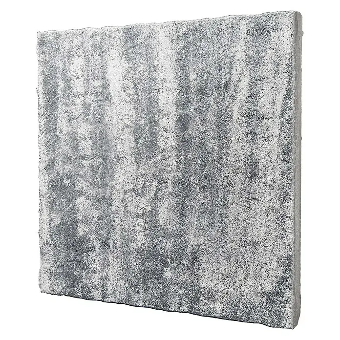 Terrassenplatte Ellenica - 48 x 48 x 3,2 cm, Grau/Schwarz, Beton - Nahaufnahme eines einzelnen Betonpflasters mit rauer, strukturierter Oberfläche und unregelmäßigen Kanten vor schwarzem Hintergrund.