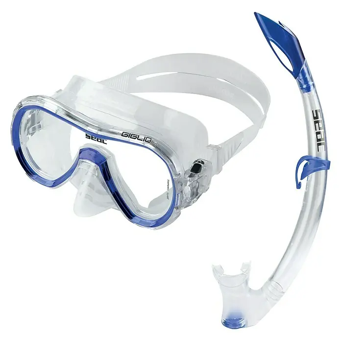 Seac Sub Set de buceo Giglio Jr - Amarillo, Válvula de salida de agua - La imagen muestra una máscara de buceo GIGLIO azul con un snorkel transparente sobre un fondo negro.