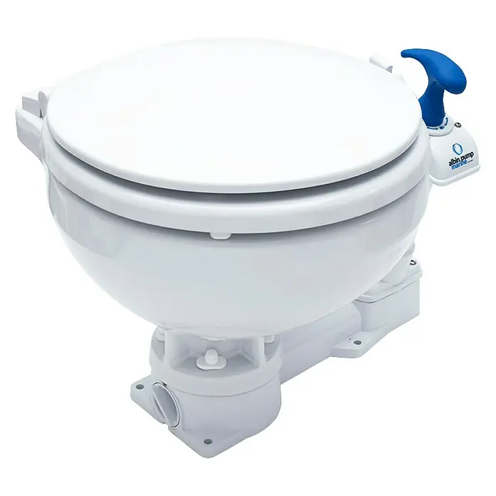 Albin Pump Bordtoilette Manuell Kompakt - L x B x H: 40 x 45 x 34 cm, Keramik - Close-up einer Albin Pump Marine Toilette, ideal für Schiffe und Boote, mit blauem Griff und weißem Porzellandesign.