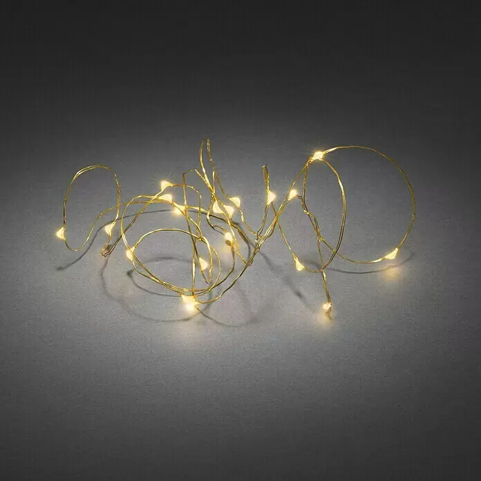 Konstsmide LED-Lichterkette Micro LED - Innen, Lichtfarbe: Bernstein, Anzahl Leuchtmittel: 20 Stk., Batteriebetrieben, 1,9 m, Schwarz - Stimmungsaufnahme