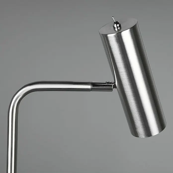 Trio Lighting Marley Lámpara de pie - 5 W, Altura: 151 cm, Níquel, Níquel, GU10 - Elegante lámpara plateada con cabezal cilíndrico que combina luz y estilo. Perfecta para escritorios o mesitas de noche.