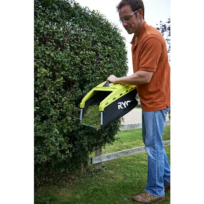 Ryobi Elektro-Rasenmäher RLM15E36H1.500 W, Schnittbreite: 36 cm Use Shot