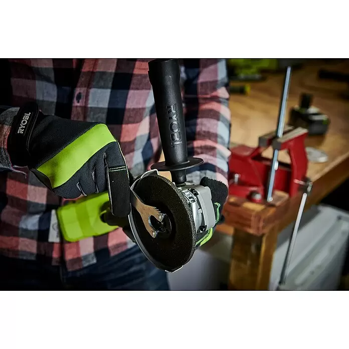 Ryobi ONE+ Akku-Winkelschleifer RAG18125-0 - Ohne Akku, Durchmesser Scheibe: 125 mm - Anwendungsbeispiel
