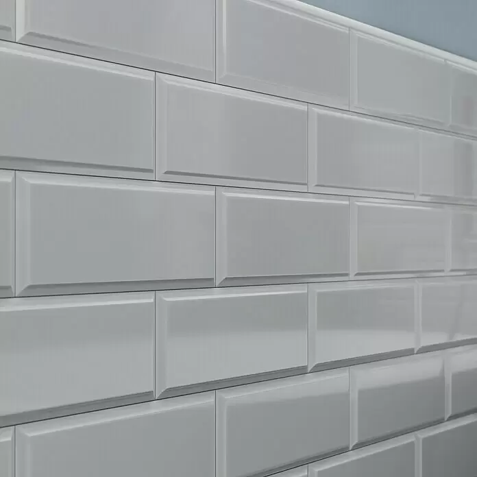 Modern Style Wandfliese Manhattan Biselado Cinze 600 - 9,8 x 29,8 cm, Grau, Glänzend - Stimmungsaufnahme