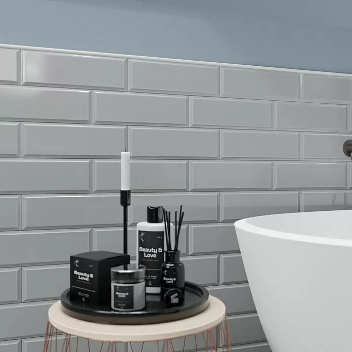 Modern Style Wandfliese Manhattan Biselado Cinze 600 - 9,8 x 29,8 cm, Grau, Glänzend - Stimmungsaufnahme