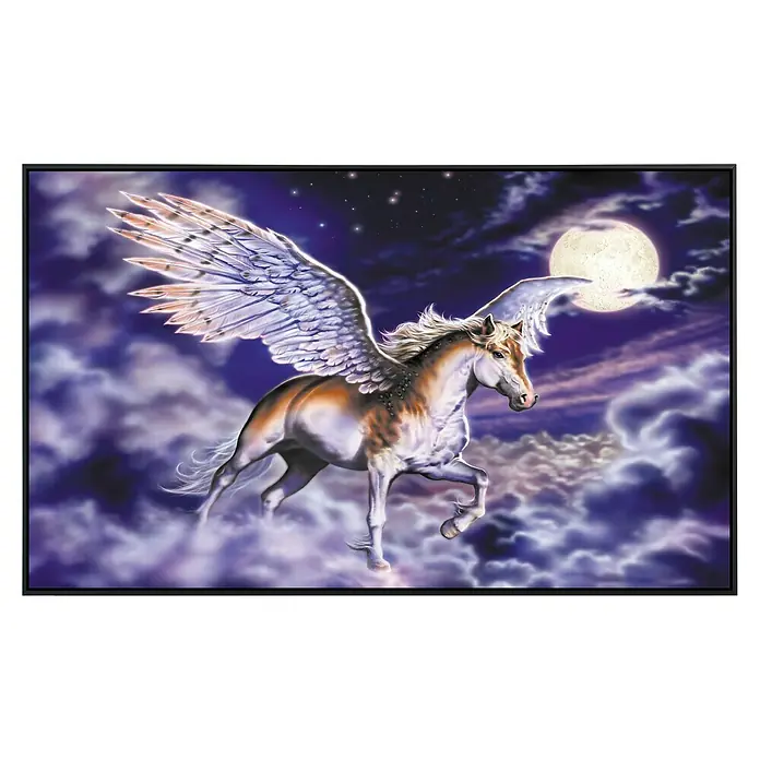 Papermoon Infrarot-Bildheizkörper Pegasus - 60 x 50 cm, 350 W - Gemälde eines majestätischen Pegasus vor einem Vollmond, umgeben von Wolken und Sternen. Das geflügelte Pferd strahlt Anmut aus.