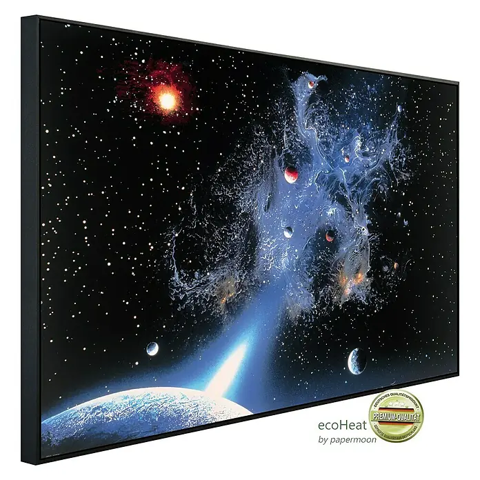 Papermoon Infrarot-Bildheizkörper Universum - 60 x 50 cm, 350 W - Das Ecoheat-Infrarotpaneel zeigt eine Weltraumdarstellung mit Sternen, Planeten und Nebeln, gerahmt und bereit zur Wandmontage.