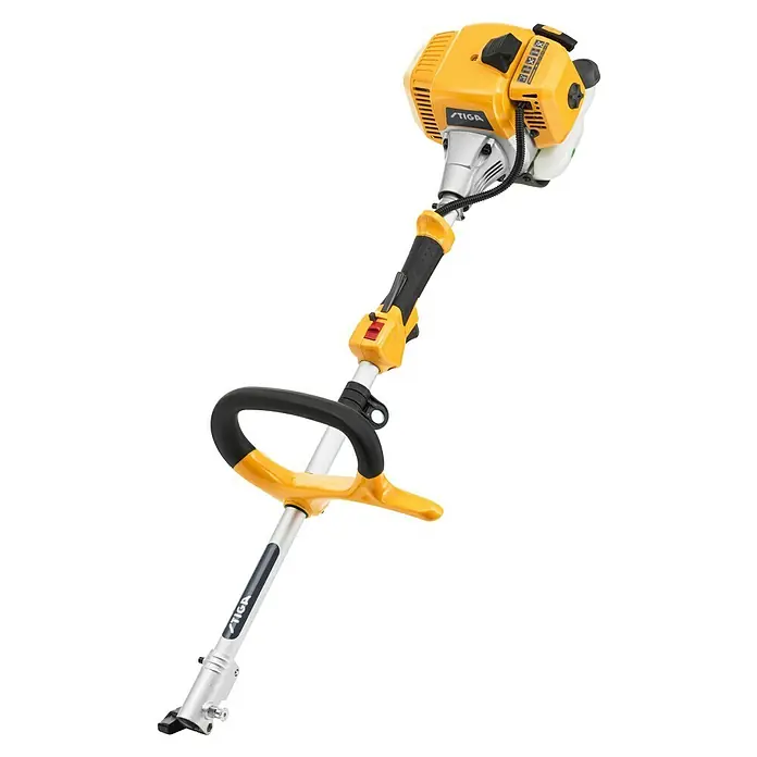 Stiga Benzin-Multitool MT 330 - 0,7 kW, 25,4 cm³ - Hier ist die Stiga Heckenschere, ein praktisches Gerät für die Gartenarbeit. Die gelbe Maschine ist ideal zum Trimmen von Hecken.
