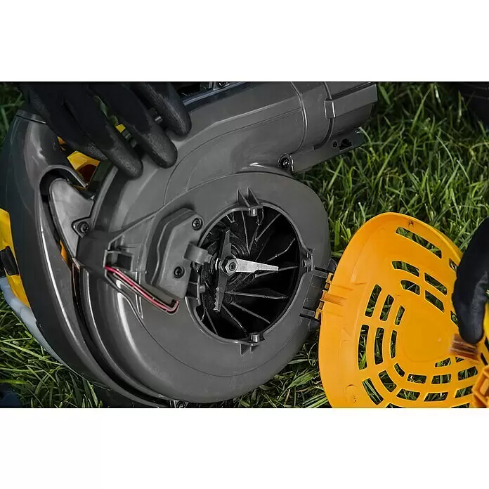 Stiga Benzin-Laubbläser BL 530 V - 0,8 kW, Blasgeschwindigkeit: 260 km/h, Blasleistung: 10,2 m³/min, 27,6 cm³ - Detailaufnahme
