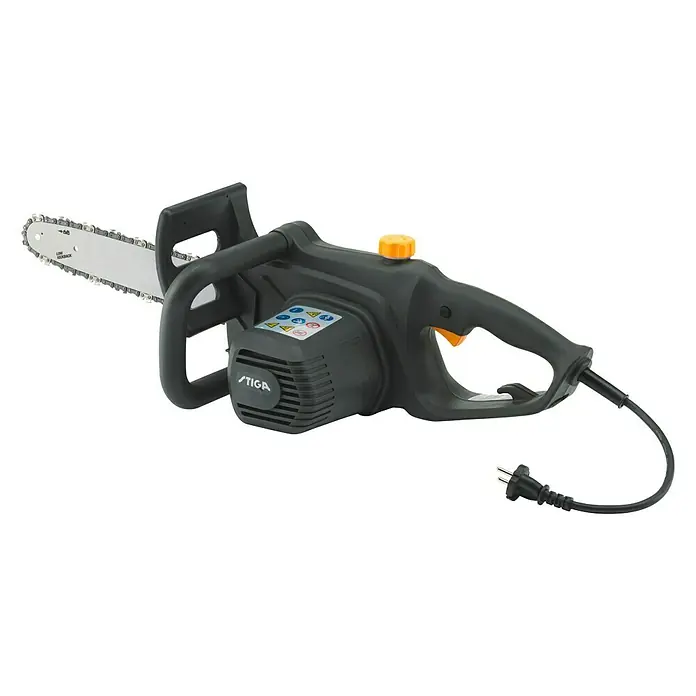 Stiga Elektro-Kettensäge CS 118c - 1.800 W, Schwertlänge: 35 cm - Bild einer STIGA Kettensäge, die für effizientes Schneiden im Garten konzipiert ist. Ideal für Baumschnitt und Brennholzzuschnitt.
