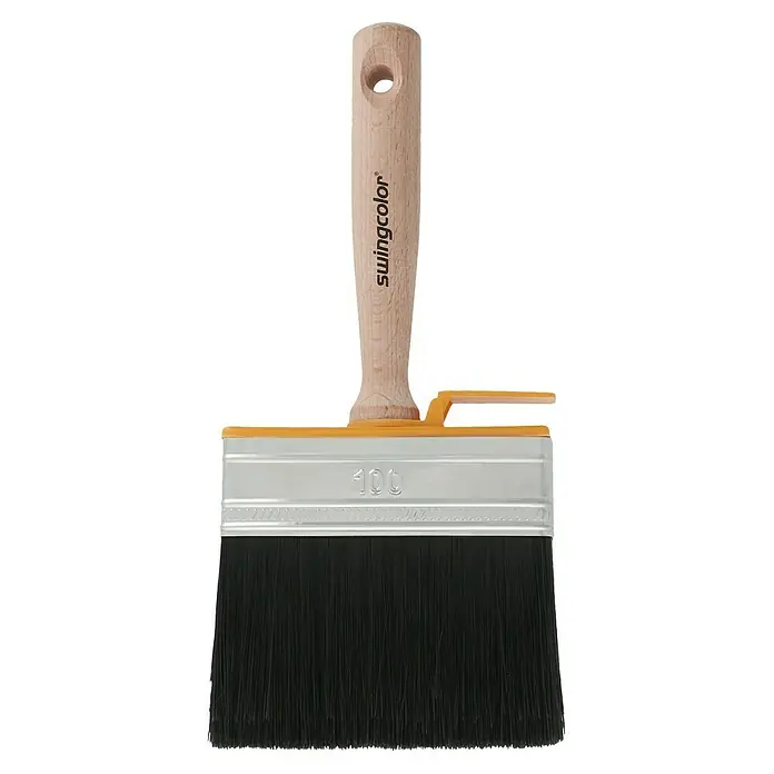 swingcolor Premium Flächenstreicher Lack - Breite Borsten: 100 mm, All-in-one-Borsten, Naturholz - Abbildung eines Swingcolor Flächenstreichers, der mit einem Holzgriff und schwarzen Borsten für präzises Auftragen von Farbe ausgestattet ist.