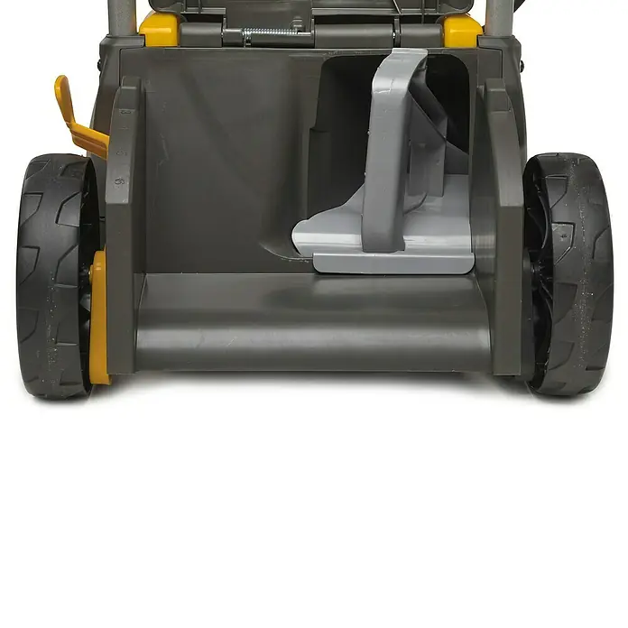 Stiga Elektro-Rasenmäher COMBI 336c - 1.400 W, Schnittbreite: 34 cm - Detailansicht des Mähwerks eines Rasenmähers, das die Schneidvorrichtung und die Räder zeigt.