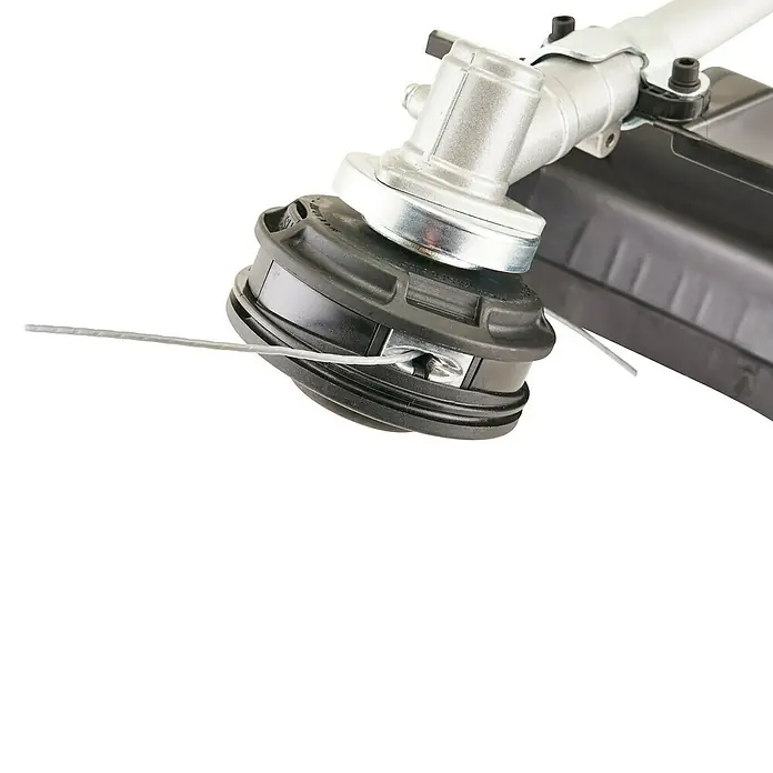 Alpina Desbrozadora de gasolina BC 425 HD - 0,71 kW, 25 cm³, Ancho de corte hilo: 43 cm, Ancho de corte cuchilla: 25,5 cm - Primer plano de un cortacésped con hilo de corte, ideal para recortar céspedes y jardinería.