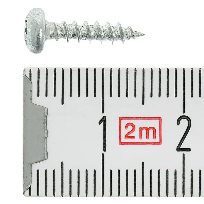 Profi Depot Spanplattenschraube VZ - 3 x 13 mm, 200 Stk., Verzinkt, TX für TORX-Antriebe - Nahaufnahme einer Schraube, die neben einem metrischen Messgerät liegt, um die Größe des Objekts in der Nahaufnahme zu veranschaulichen.