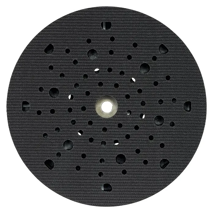 Bosch Expert Stützteller Multihole150 mm, Gelocht, Passend für: Exzenterschleifer - Eine Nahaufnahme eines schwarzen Schleifpads mit Löchern und einer Metallnabe in der Mitte, ideal für Schleifarbeiten.