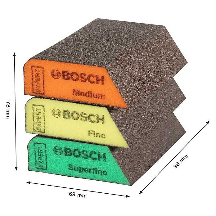 Bosch Professional Expert Schleifschwamm S470 - Korngröße: Mittel, L x B x H: 97 x 69 x 26 mm, 3 -tlg. - Ein Stapel von drei Bosch Schleifschwämmen in Orange (mittel), Gelb (fein) und Grün (superfein), gestapelt mit Größenangaben.