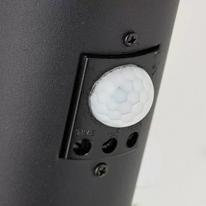 Brilliant Dody Sensor-Außenleuchte - 60 W, 17 x 7,6 x 40 cm, Schwarz, IP44 - Schwarze Bewegungssensoreinheit mit weißem Waben-PIR-Sensor und sichtbaren TIME- und LUX-Einstellschrauben.