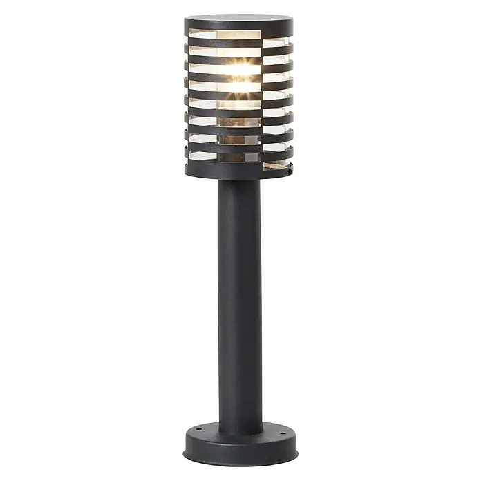 Brilliant Venlo Außensockelleuchte - 60 W, Farbe Gehäuse: Schwarz matt, Ohne Leuchtmittel - Elegante schwarze Gartenleuchte mit horizontalen Lamellen und warmem Licht, ideal für stilvolle Außenbereiche.