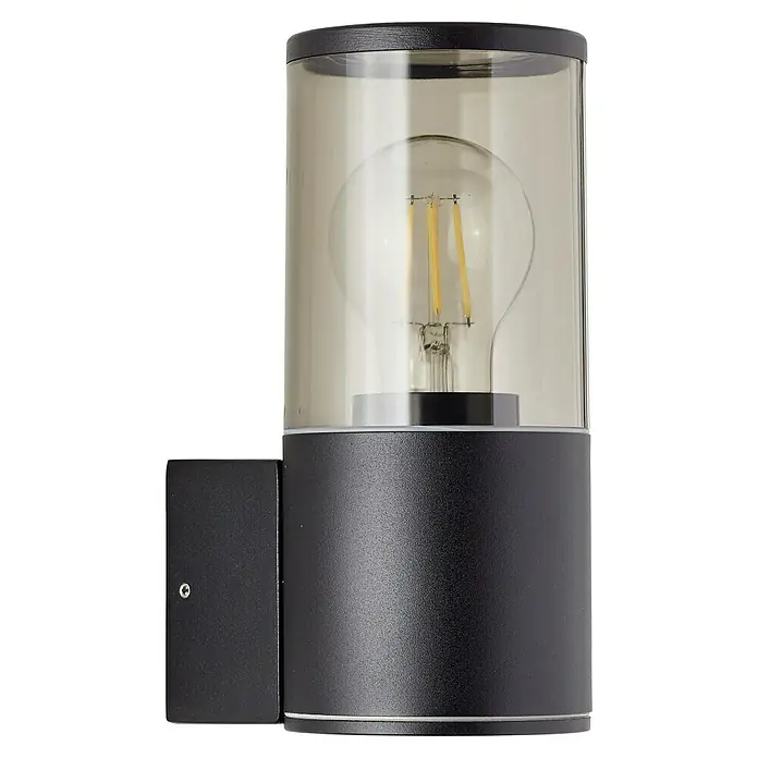 Brilliant Außenwandleuchte Sergioro - 40 W, 12,5 x 9 x 20,2 cm, Schwarz matt, IP44 - Eine moderne, schwarze Wandleuchte mit einem zylindrischen Schirm und einer dekorativen Glühbirne im Inneren. Ideal für Außenbereiche.
