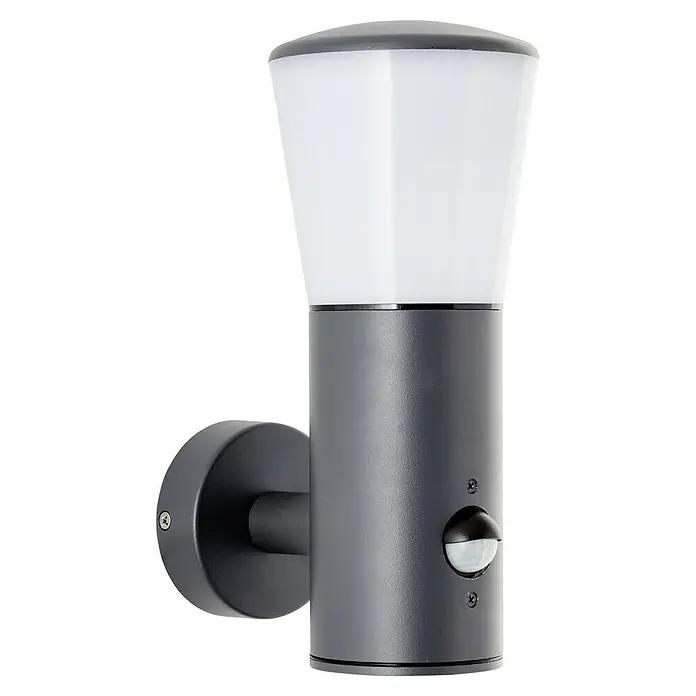 Brilliant Sensor-Außenleuchte Cliffi - 20 W, 16 x 10,5 x 24 cm, Anthrazit, IP44 - Nahaufnahme einer stilvollen grauen Außenwandleuchte mit Bewegungssensor, die modernes Design und Funktionalität vereint.