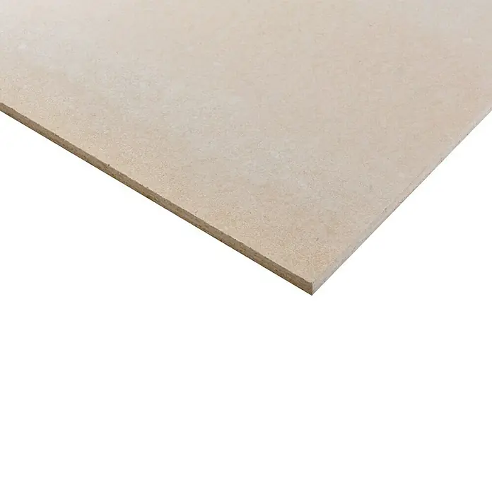 Rigips Rigidur Gipsfaserplatte 1-Mann-Platte - 1.500 x 1.000 x 12,5 mm - Nahaufnahme einer hellbeigen, rechteckigen MDF-Platte, ideal für den Möbelbau oder als Bastelmaterial. Die Oberfläche ist gleichmäßig und feinporig.