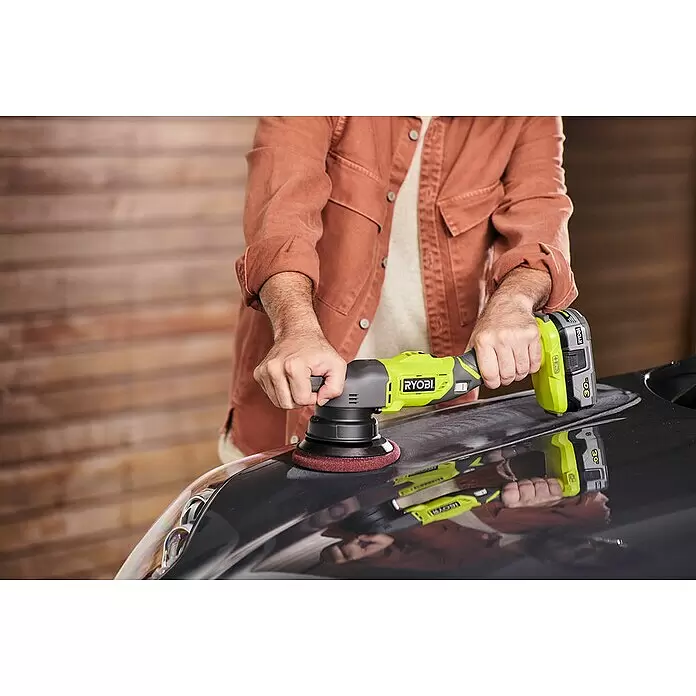 Ryobi ONE+ Akku-Exzenterpolierer R18P-0 - 18 V, Ohne Akku, 125 mm - Anwendungsbeispiel