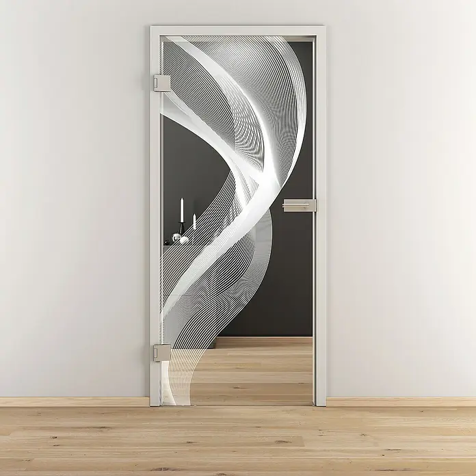 Diamond Doors Glasdrehtür 636 - 959 x 1.972 mm, DIN Anschlag: Links, Klarglas - Elegante Glastür mit abstraktem, weißem Design. Die Tür ist in einem hellen Rahmen gefasst und lässt den Blick auf das Interieur frei.
