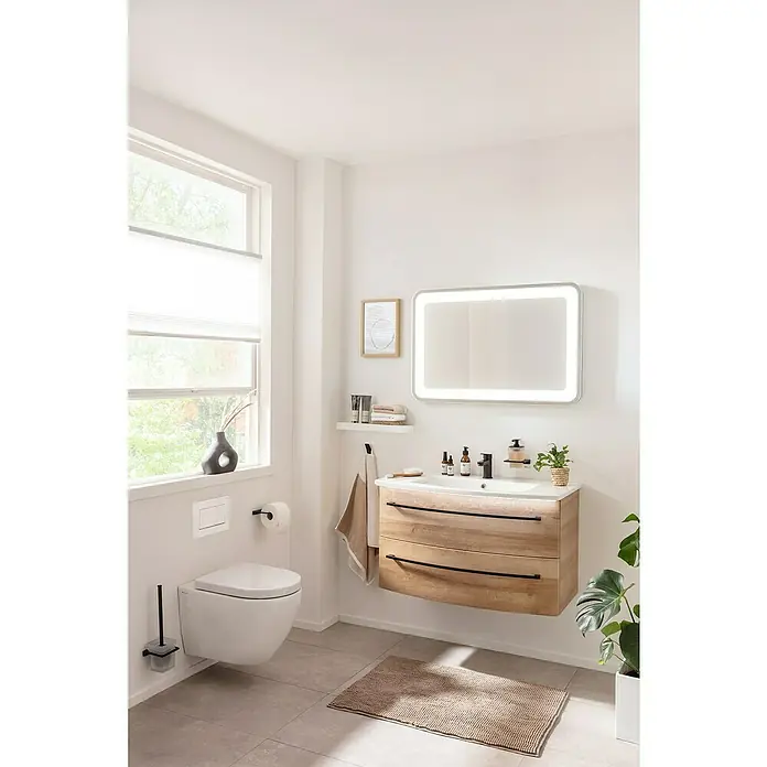Camargue Swing K Badmöbel-Set AA3 - Gesamtbreite Badmöbel: 90 cm, Berg Eiche, Matt, 4 -tlg. - Badezimmer mit einem modernen Waschtischunterschrank aus Holz mit zwei Schubladen und einem beleuchteten Spiegel.