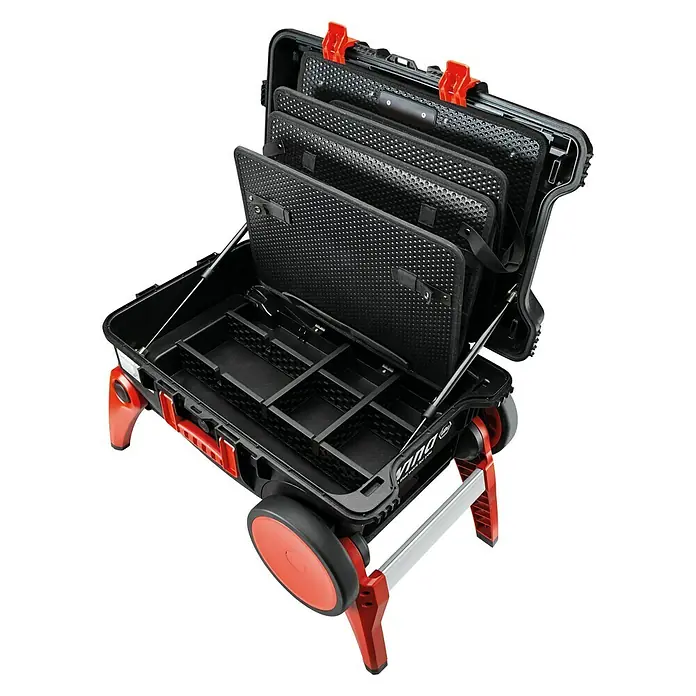 Wiha Werkzeugkoffer VDE XXL III - L x B x H: 336 x 680 x 497 mm, Ohne Werkzeug - Offener VPRO-Werkzeugkoffer mit mehreren Fächern und roten Akzenten, ideal für organisierte Aufbewahrung und einfachen Transport von Werkzeugen.