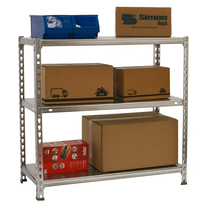 Simonrack Simonclick Metallregal Ecoclick SuperPlus - H x B x T: 90 x 110 x 50 cm, Traglast pro Boden: 70 kg, Anzahl Böden: 3 Stk., Stecken, Silber - Bild eines silbernen Regals mit drei Fächern, auf denen verschiedene Artikel wie Kartons und Behälter stehen.