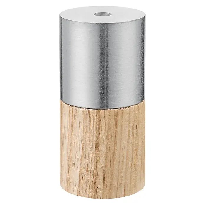Home Sweet Home Lampenfassung - E27, Stahl, Höhe: 10,5 cm - Dieser Artikel zeigt eine Nahaufnahme eines eleganten Gewürzstreuers mit Holzfuß und silberfarbenem Oberteil.