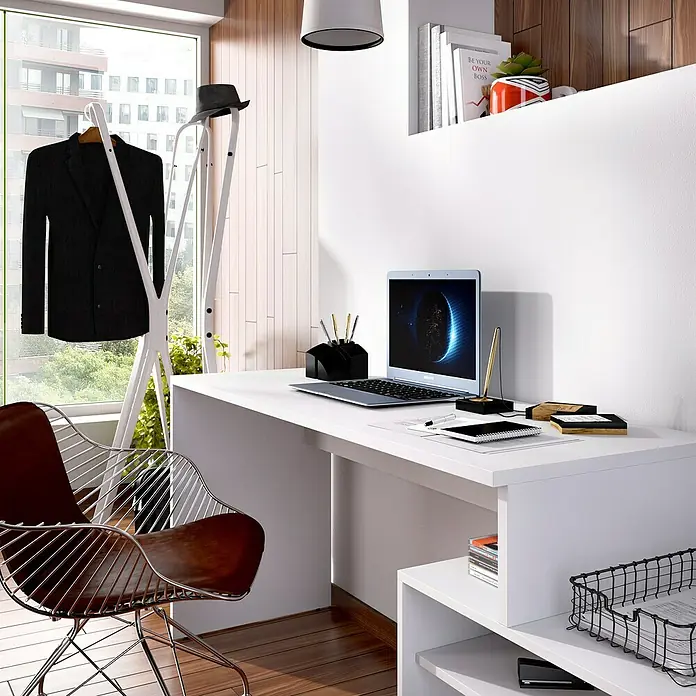 Dekit Mesa de escritorio Rox - L x An x Al: 92 x 139 x 75 cm, Blanco - Configuración de oficina moderna con un escritorio blanco, un ordenador portátil y una silla de oficina elegante, perfecto para un estudio minimalista.